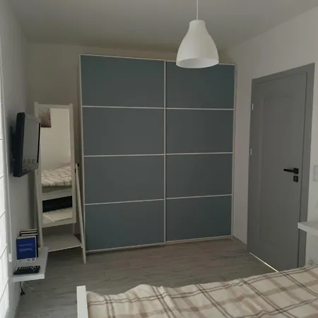 Przystan 아파트 *